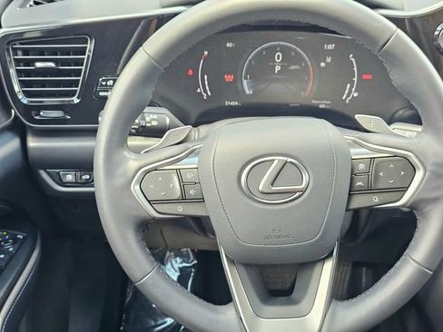 Used 2023 Lexus NX 350 AWD image 32