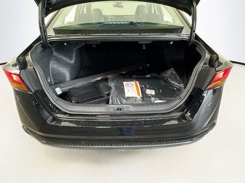 New 2026 Nissan Altima 2.5 SV FWD image 20