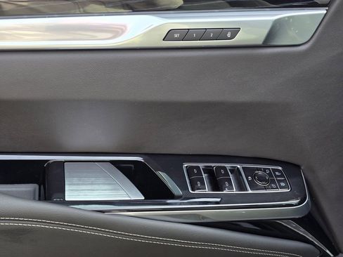 New 2026 Cadillac Escalade ESV Sport w/ LPO, ONYX Package image 27