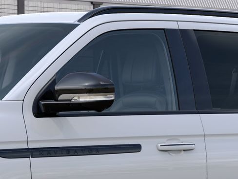 New 2027 Lincoln Navigator L Reserve AWD/4WD image 20