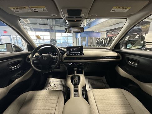 Used 2023 Honda HR-V LX image 19