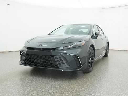 New 2026 Toyota Camry SE image 32