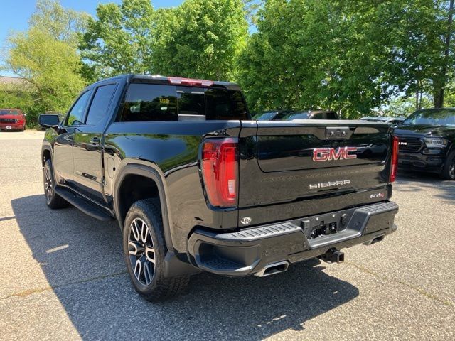 Used 2024 GMC Sierra 1500 AT4 w/ Technology Package AWD/4WD image 3