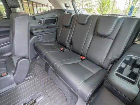 Certified 2025 Subaru Ascent Limited w/ Popular Package #2 AWD/4WD image 20