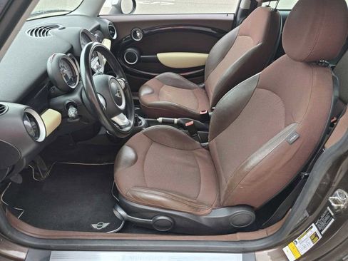Used 2009 MINI Cooper Clubman Hardtop image 7