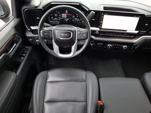 Used 2025 GMC Sierra 1500 SLT AWD/4WD image 11