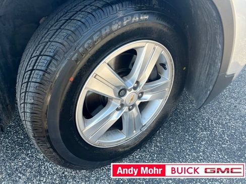 Used 2018 Chevrolet Trax LT w/ LT Convenience Package FWD image 14