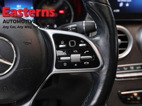 Used 2020 Mercedes-Benz GLC 300 4MATIC w/ Multimedia Package image 16