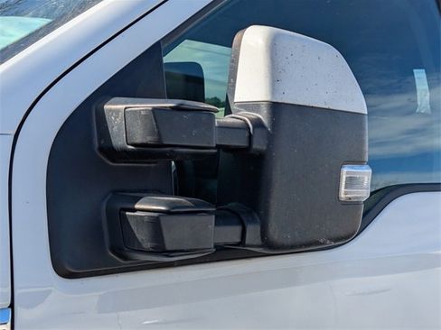 Used 2020 Ford F250 Lariat w/ Lariat Ultimate Package image 3