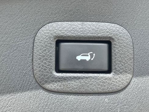 Used 2022 INFINITI QX80 Sensory w/ Cargo Package RWD image 32