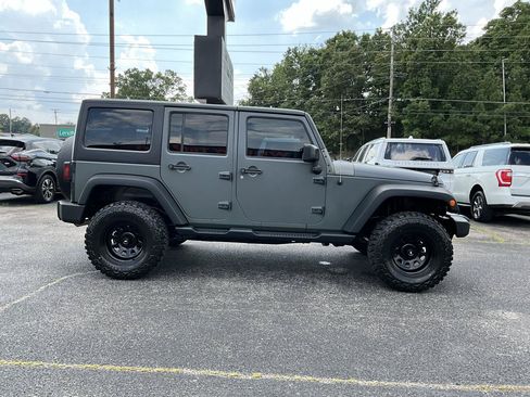 Used 2016 Jeep Wrangler Unlimited Sport w/ Quick Order Package 24S AWD/4WD image 4