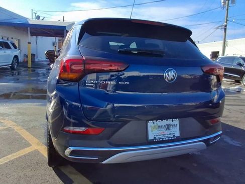 Used 2023 Buick Encore GX Essence w/ Experience Buick Package image 3