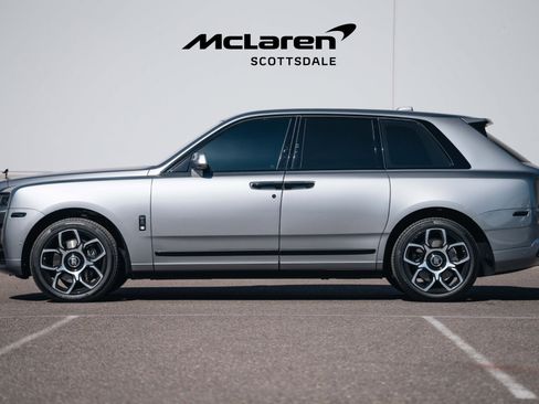 Used 2023 Rolls-Royce Cullinan Black Badge w/ Driver's Package image 5