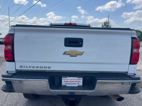 Used 2019 Chevrolet Silverado 2500 W/T w/ Snow Plow Prep Package AWD/4WD image 5