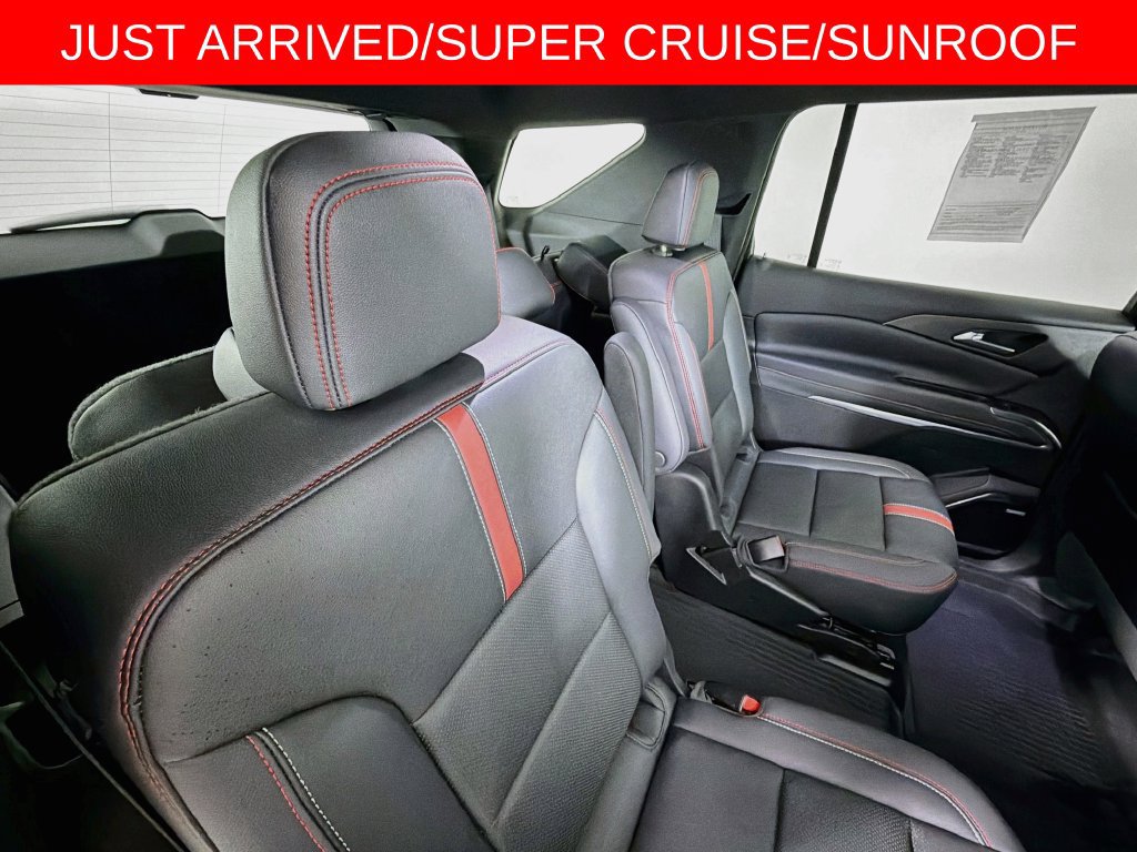 Used 2025 Chevrolet Traverse RS w/ LPO, Floor Liner Package AWD/4WD image 29