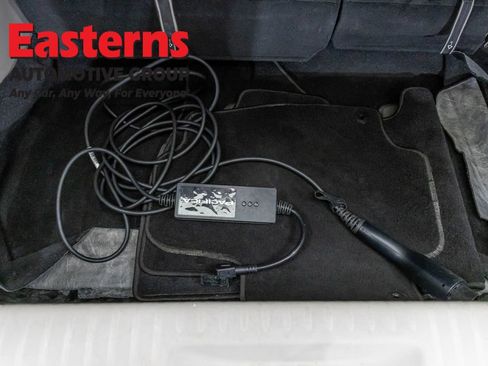 Used 2023 Chrysler Pacifica Touring-L FWD image 23