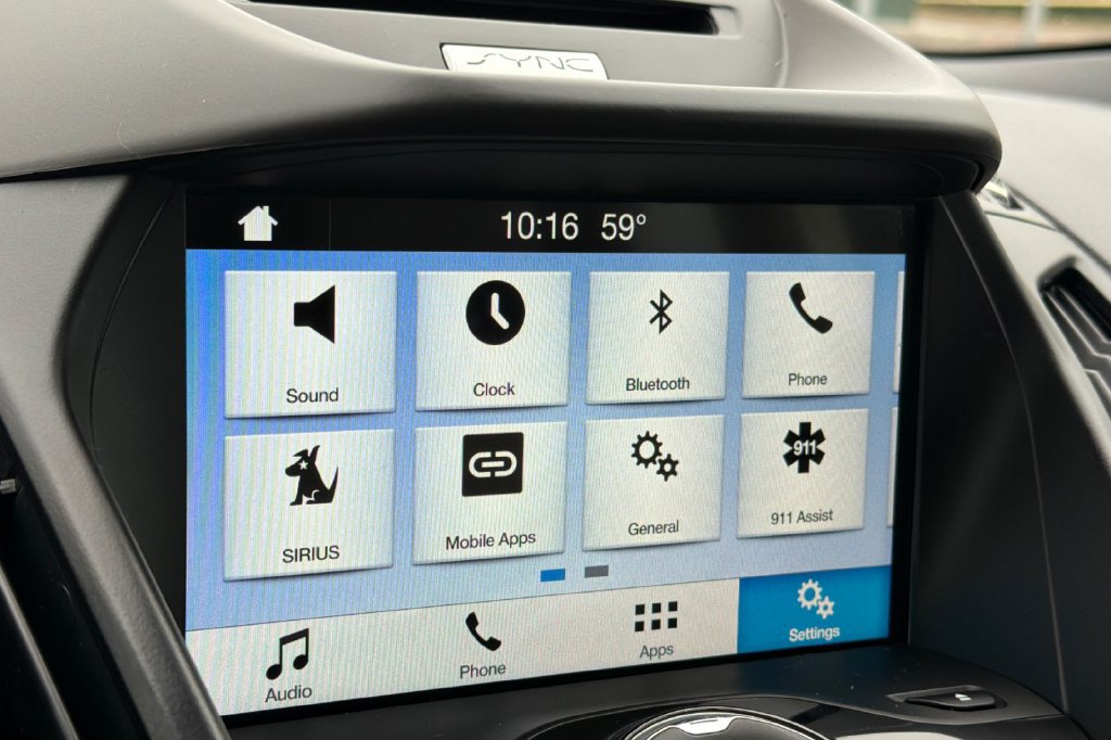Used 2017 Ford Escape Titanium FWD image 16