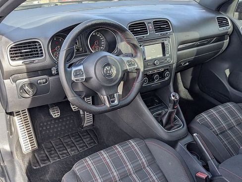 Used 2012 Volkswagen GTI Base image 20