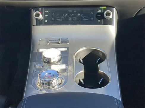 New 2026 Genesis GV70 2.5T Advanced image 18