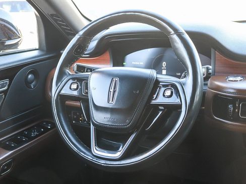 Used 2022 Lincoln Aviator Reserve w/ Elements Package Plus image 16