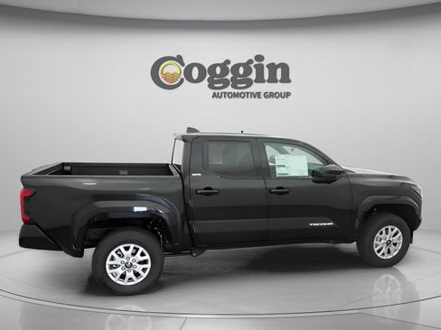 New 2026 Toyota Tacoma SR5 AWD/4WD image 22