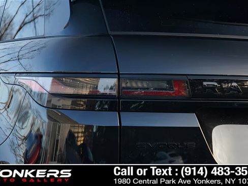 Used 2024 Land Rover Range Rover Evoque S image 30