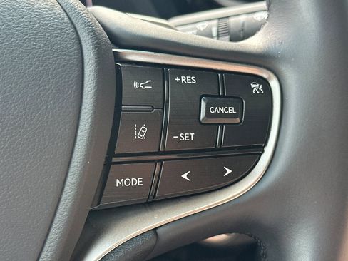 Certified 2022 Lexus ES 350 w/ Premium Package image 30