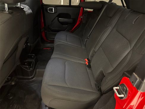 Used 2019 Jeep Wrangler Unlimited Sport S image 16