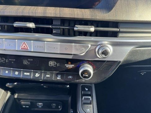 Used 2023 Kia Telluride SX Prestige image 23