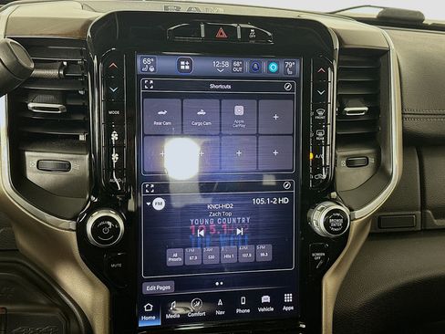 Used 2023 RAM 2500 Laramie AWD/4WD image 21