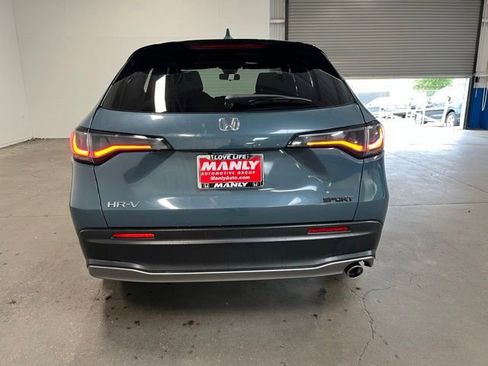 Used 2023 Honda HR-V Sport image 4