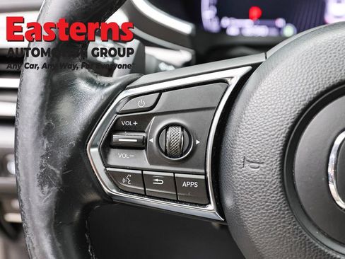 Used 2023 Acura MDX SH-AWD w/ Technology Package image 16