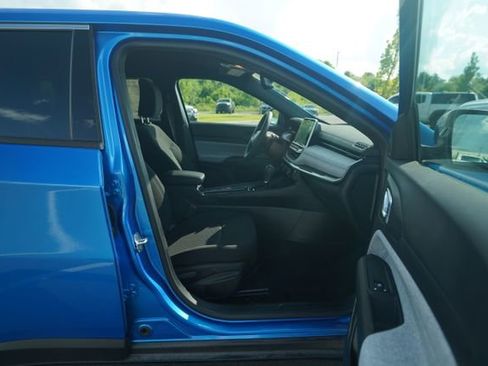 New 2025 Jeep Compass Sport image 18