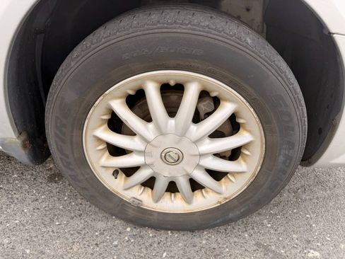 Used 2003 Chrysler Sebring LX FWD image 14