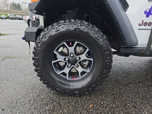 Used 2019 Jeep Wrangler Rubicon w/ Cold Weather Group image 30