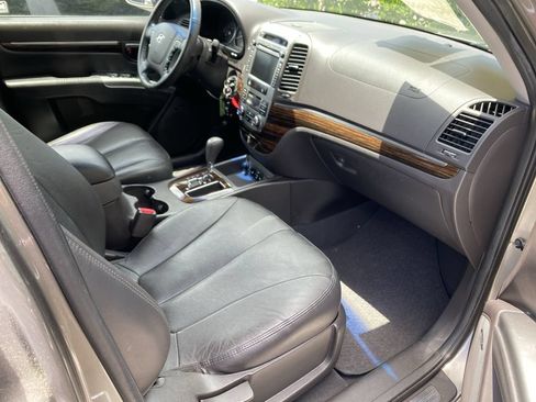 Used 2011 Hyundai Santa Fe Limited w/ Navigation Pkg 4 AWD/4WD image 29