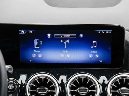 Certified 2026 Mercedes-Benz GLA 250 image 12