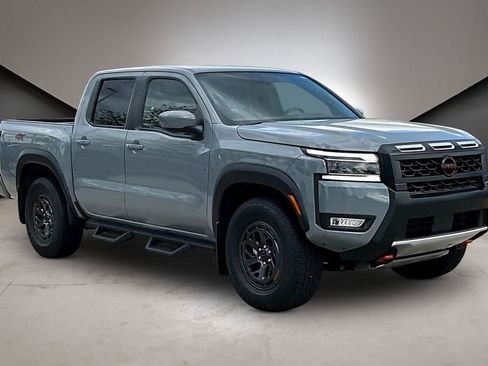 Certified 2025 Nissan Frontier PRO-4X AWD/4WD image 1