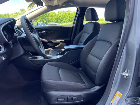 Used 2023 Chevrolet Malibu LT FWD image 14