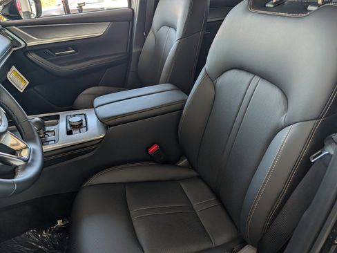 New 2026 MAZDA CX-70 3.3 Turbo w/ Preferred Package AWD/4WD image 11