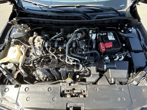 Certified 2023 Nissan Altima 2.5 SV FWD image 18