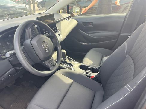 Used 2025 Toyota Corolla LE w/ LE Premium Package FWD image 8
