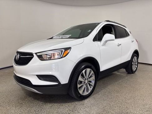 Used 2020 Buick Encore Preferred w/ Safety Package image 7
