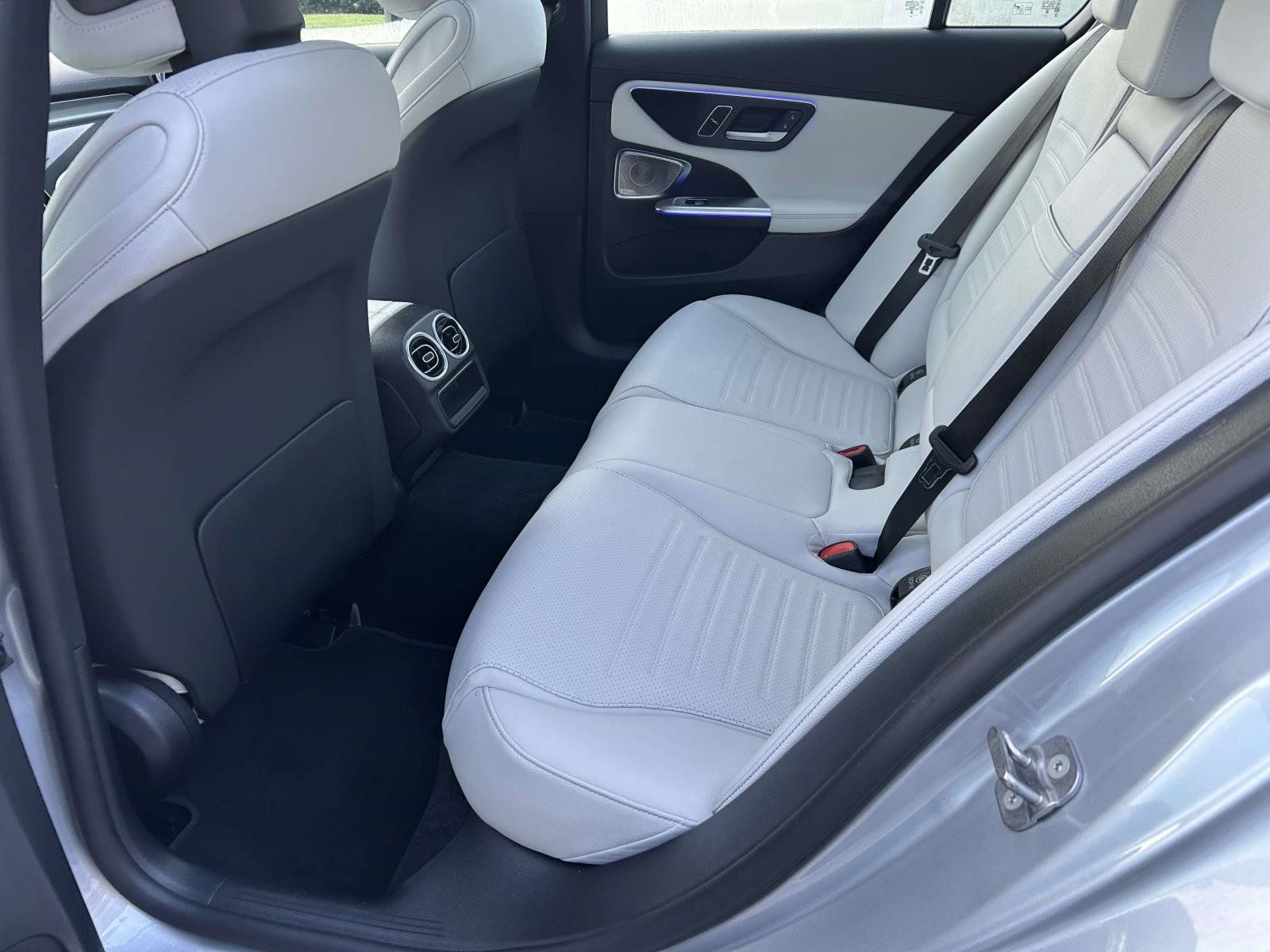 Certified 2025 Mercedes-Benz C 300 4MATIC Sedan image 40