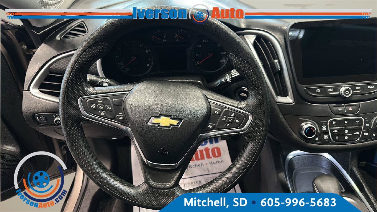 Used 2025 Chevrolet Malibu LT FWD image 16
