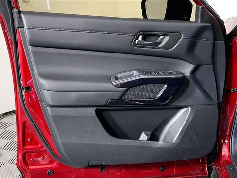 New 2026 Nissan Pathfinder SV AWD/4WD image 43