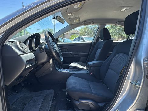 Used 2007 MAZDA MAZDA3 i Touring FWD image 9