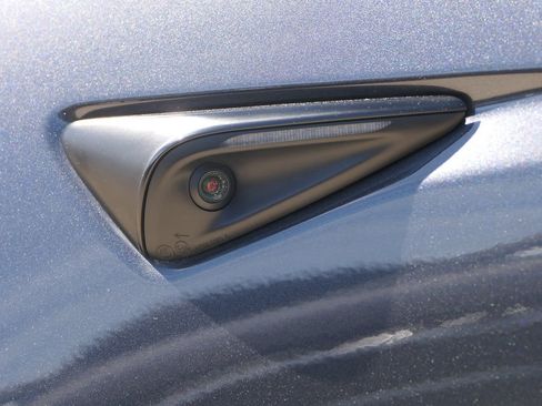Used 2025 Tesla Model 3 Long Range image 11