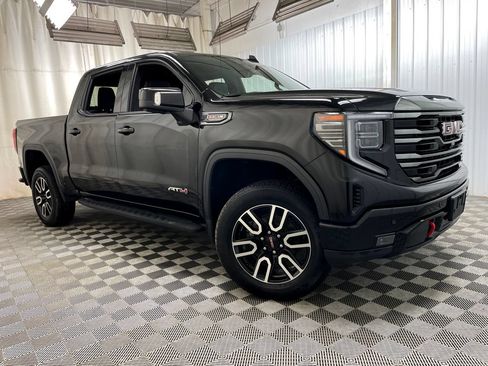 Used 2022 GMC Sierra 1500 AT4 w/ AT4 Premium Package AWD/4WD image 54