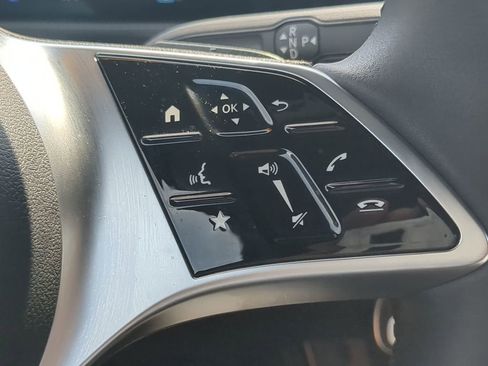 Used 2025 Mercedes-Benz CLA 250 image 12